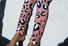 Load image into Gallery viewer, Spotty Spice Leggings